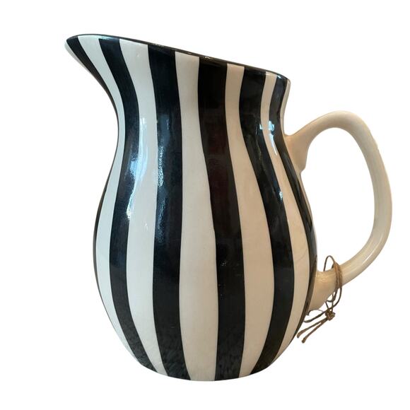 Hand Painted Striped Ceramic Pitcher 8in Made in India Black & Cream NEW - Picture 12 of 15